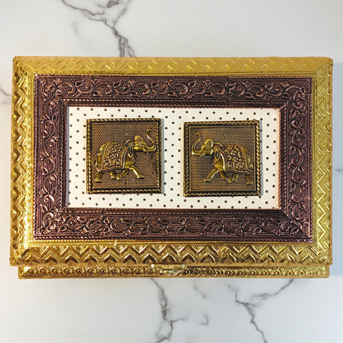 4 Compartments Dry Nuts Git Box