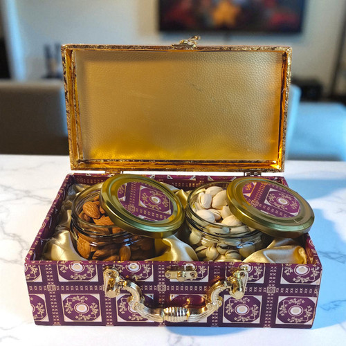 Dry Nuts Pistachio & Almond Premium Gift Box Dry Nuts Pistachio & Almond Premium Gift Box