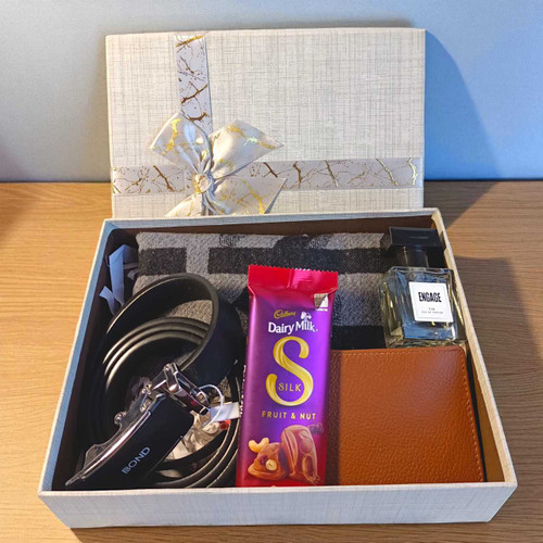 Gentleman’s Essentials & Chocolate Box SPM-55