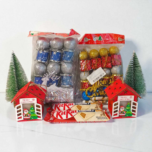 Christmas Decor Ornaments with Artificial Pine Trees & Kitkat Chocolates JNK-5094 Christmas Decor Ornaments with Artificial Pine Trees & Kitkat Chocolates JNK-5094