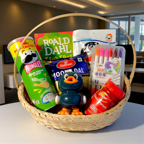 Creative Fun & Treats Gift Set for Kids JNK-5190