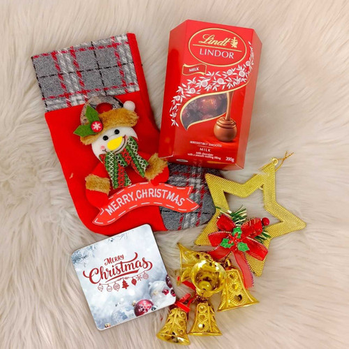 Lindt 200g chocolate with Christmas Ornament Set JSR-613