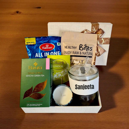 Personalized Glass Sipper with Candle & Snacks JNK-5322