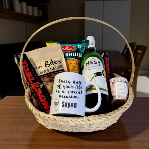 Snacks Gift Basket with White Wine 750ml & Personalized Mug JNK-5323