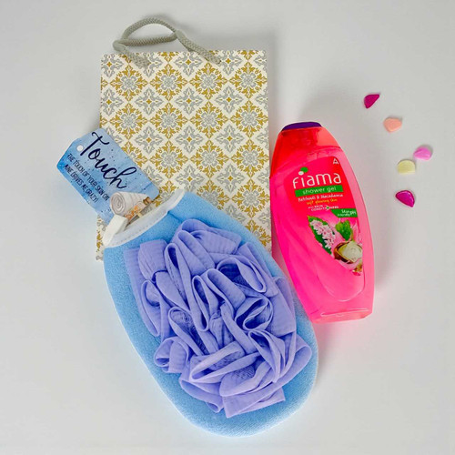 Pampering Shower Set – Gel, Gloves & Scrub JNK-5360