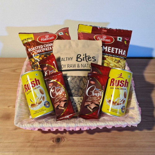 Snacks Gift Basket with Assorted Treats JNK-5374