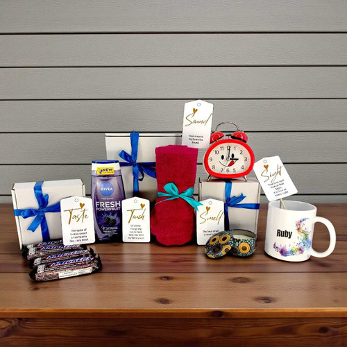 Relax & Refresh Gift Set with Chocolates and Essentials JNK-5421