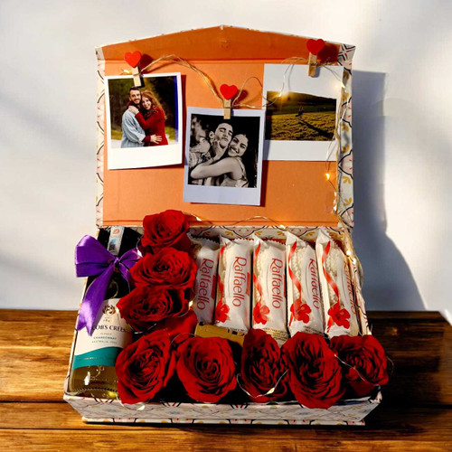 LED Fairy Lights Gift Box with Personalized Photos, Roses & White Wine 187ml