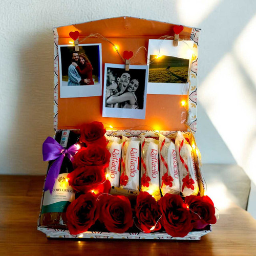 LED Fairy Lights Gift Box with Personalized Photos, Roses & White Wine 187ml