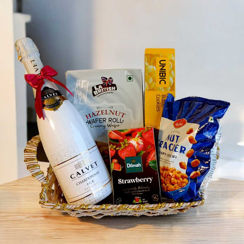 Sparkling Wine 750ml with Cookies, Tea & Treats JNK-5646