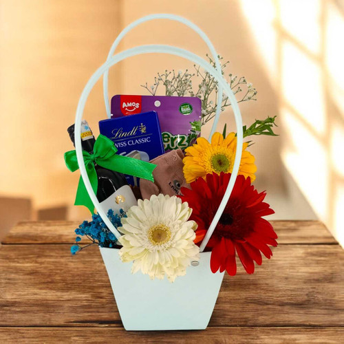 Red Wine 187ml & Floral Charm Gift Bag for Her JNK-5668