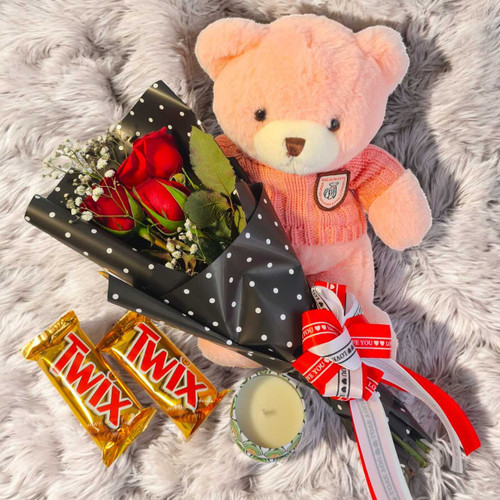 Romantic Rose Bouquet With Pink Teddy & Scented Candle SK-1492