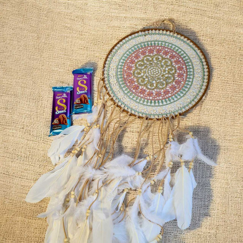 Dreamcatcher & Cadbury Chocolates Gift Combo JNK-5863