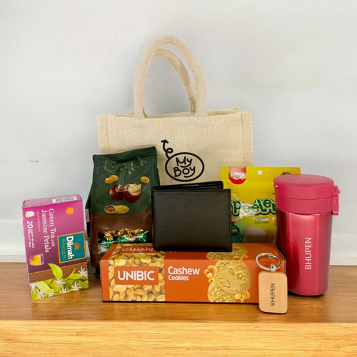 Snacks Gift Combo with Personalized Vacuum Mug & Keyring for Him JNK-5866