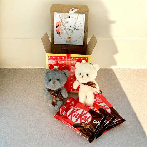 Charming Treats & Jewelry Combo for Her JNK-5907