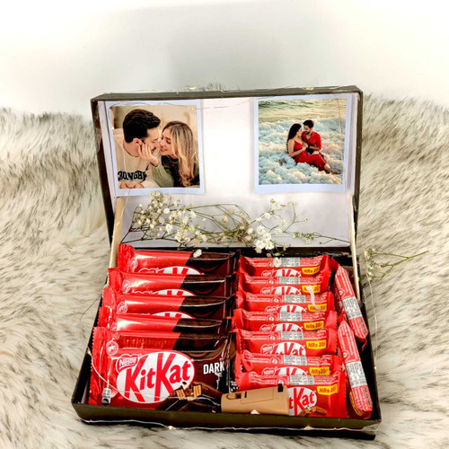 Personalized Box with LED Lights & Chocolates JNK-6106