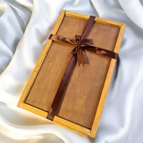 Red Wine 750ml with Chocolate & Candle Box JNK-6116