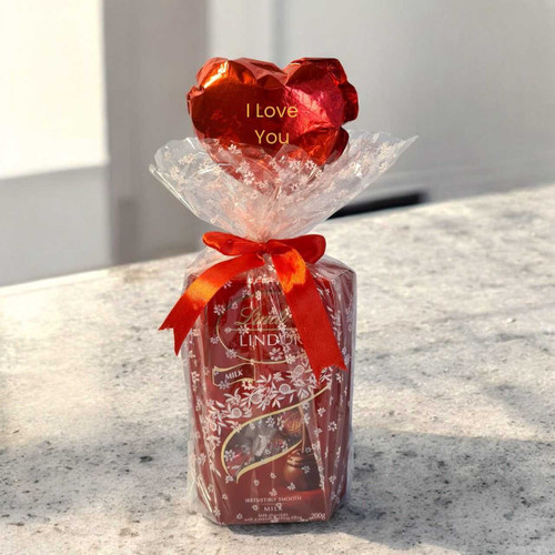 Chocolates & Heart-Shaped Love Balloon JNK-6119