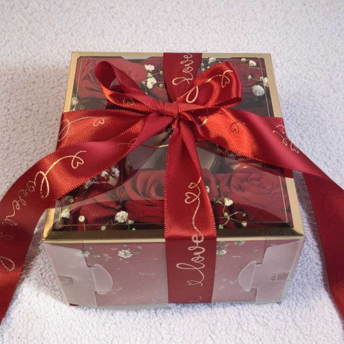 Chocolates, Roses & Candle Box JNK-6236