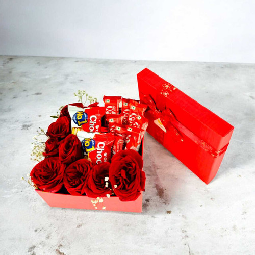 Chocolates & Roses Box JNK-6290