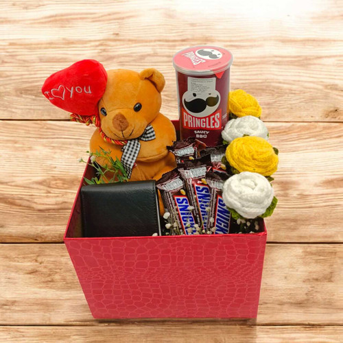 Delightful Love & Treats Gift Hamper for Him With Wallet SK-1572