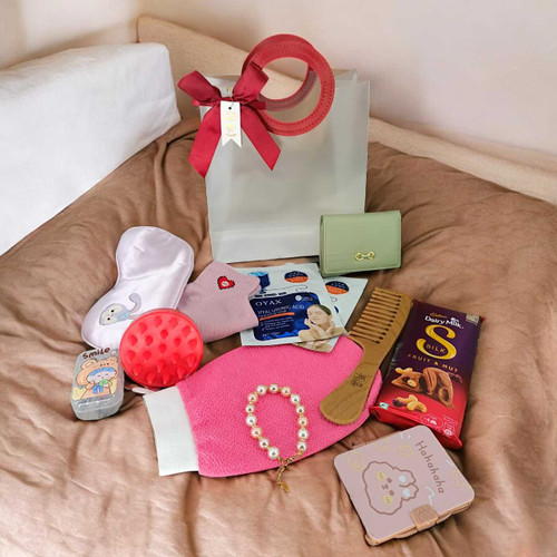 Ultimate Pamper Gift for Her: Accessories, Wallet & Cadbury Chocolate JNK-6322