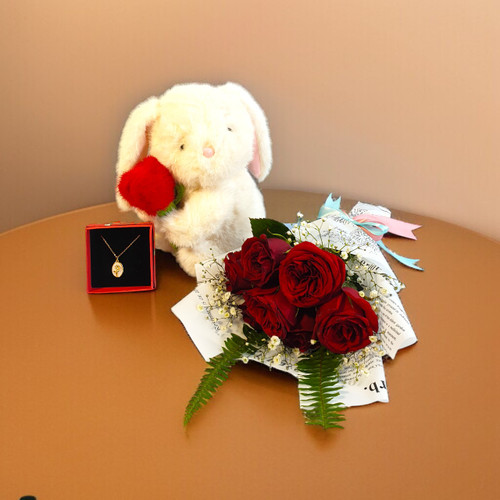 Romantic Jewellery, Teddy & Roses Bouquet Surprise Set