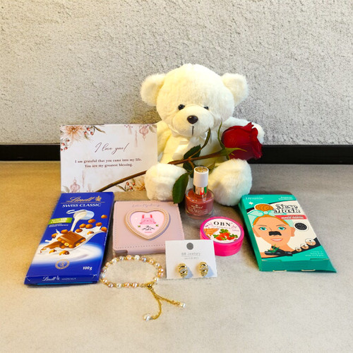 Romantic Surprise Gift Set For Her With Cute Teddy, Rose & Beauty Accessories