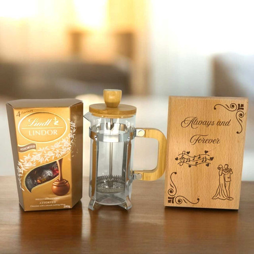 Romantic Gift Hamper with Chocolates & Couple Keepsake SK-1703