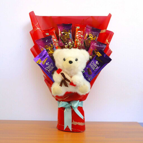 Teddy Keychain & Delight Chocolates Bouquet BPL-936