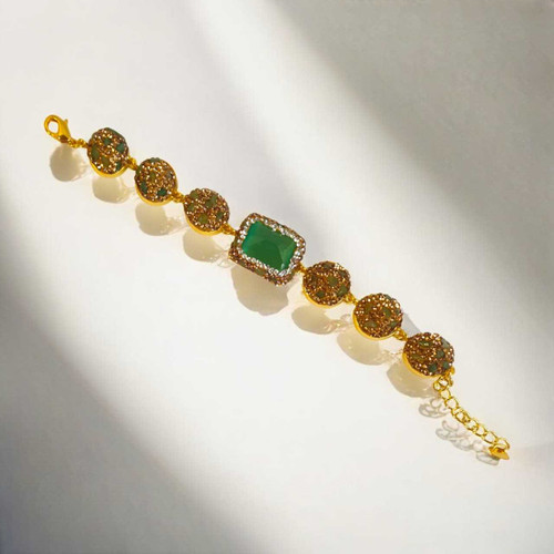 Luxury Adjustable Gold-Tone Bracelet Featuring Green Gemstone with Sparkling Crystals Bala-13