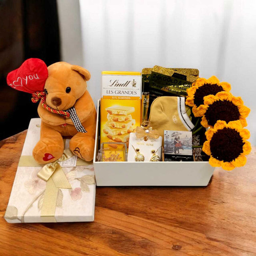 Premium Gift Box with Sunflower Crochet & Teddy for Her JNK-6430