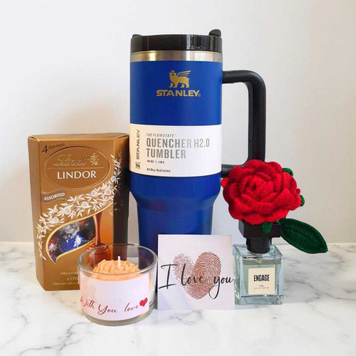 Everyday Essentials Romantic Hamper & Chocolates For Him BPL-976