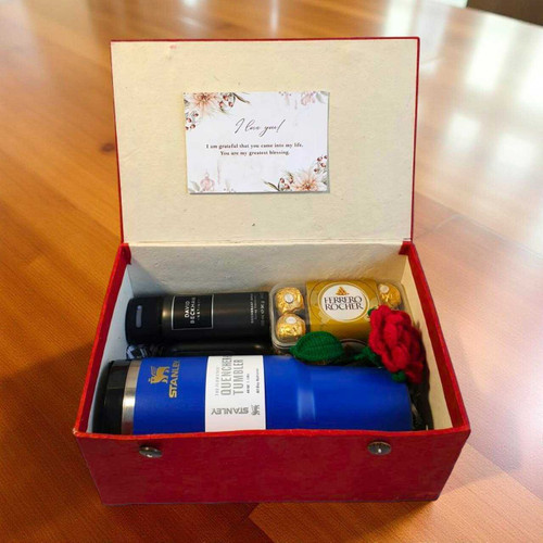 Luxury Love Gift Set for Him with Fragrance & Sweet Treats SK-1811