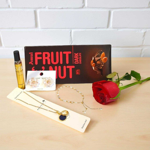 Luxury Floral & Jewellery Surprise for Her With Fresh Red Rose SK-1856