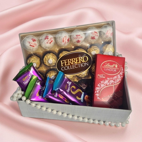 Premium Chocolate Surprise Gift Box JNK-6547