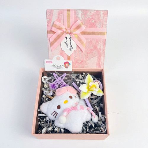 Cute Hair Accessories & Hello Kitty Keychain Gift Box