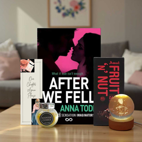 Cozy Romance & Illuminated Reads Gift Set With Sweets & Scented Candle SK-2010