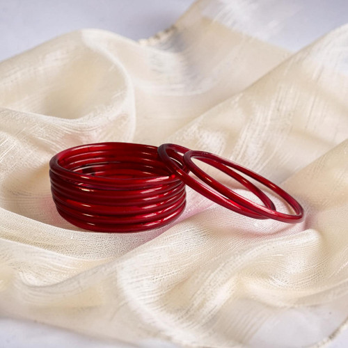 Set of 8 Traditional Red Shimmer  Glass Bangles