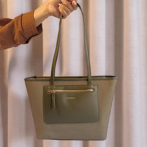 Chrisbella Green Color Side Bag with Zipper Pocket