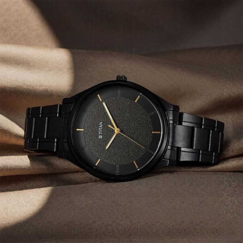 Titan Quartz Analog Silver Dial Watch for Men 1802NM01