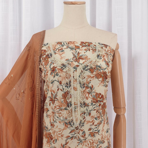 Floral Embroidered Brown Kurta Set with Pote & Pearl Detailing