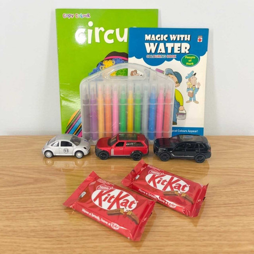 Kids Fun Gift Set – Art, Cars & Chocolate Bundle SK-2420