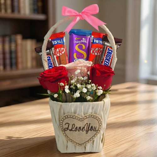 Love Gift Basket with Chocolates and Roses JNK-7071