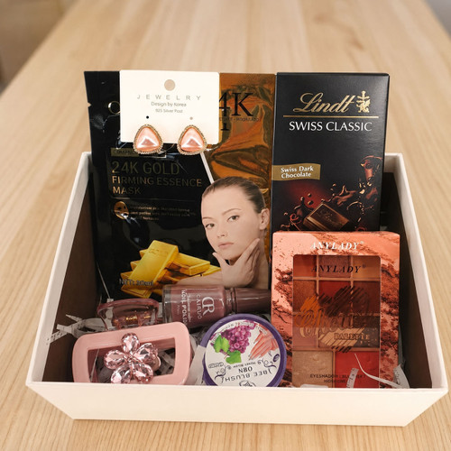 Beauty Gift Box with Accessories & Lindt Chocolate