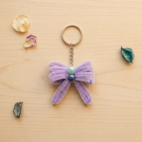 Fuzzy Purple Bow Keychain – Cute Charm Accessory