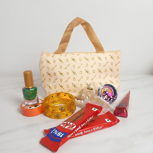 Festive Beauty & Chocolate Hamper Gift Set DKG-1192