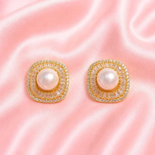 Luxury Gold-Tone Pearl Stud Earrings JR-457