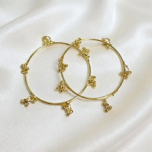 Golden Bangles with Jhumka Bells- Set of 2