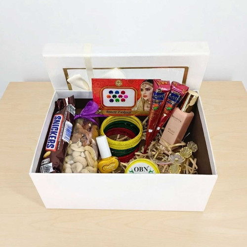 Shrawan Festive Gift Hamper with Bangles, Mehendi & Treats JNK-7533